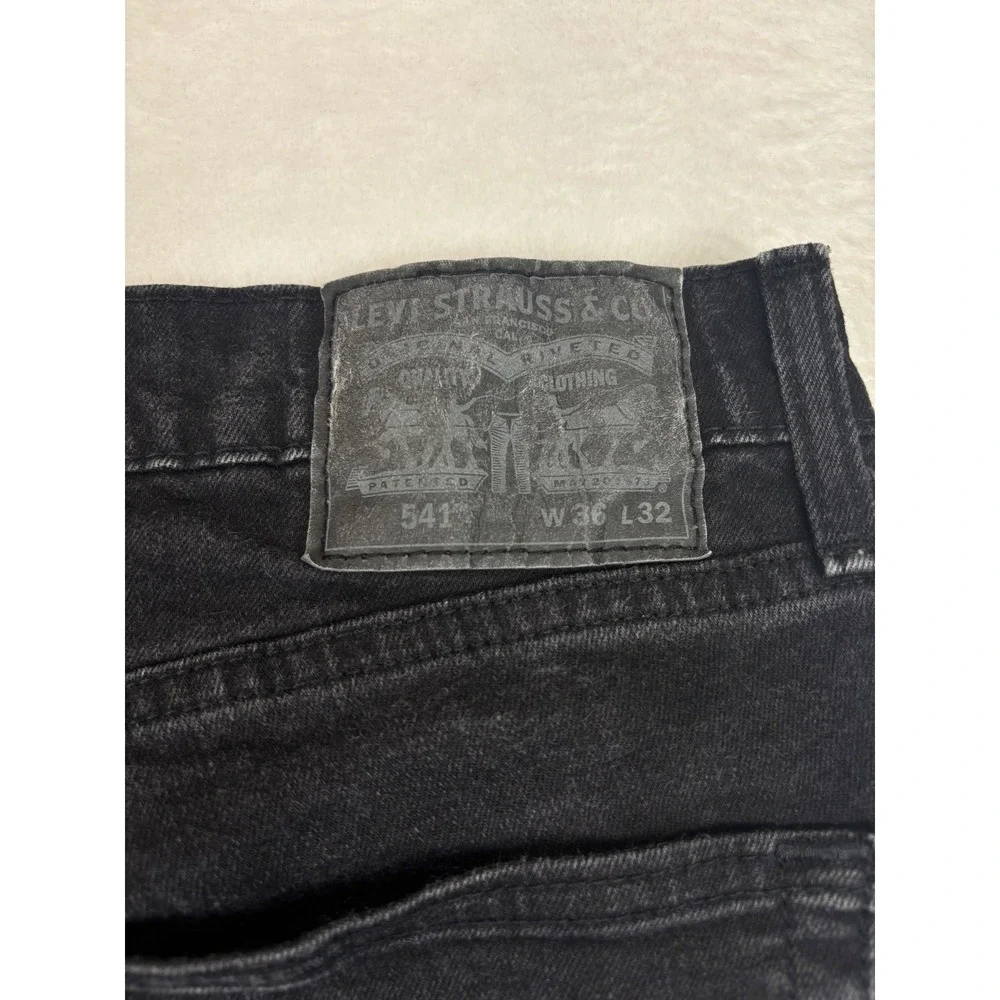 Levis 541 Mens 36x32 Jeans Fuzzy Black Faded Denim Grungy Athletic Taper
